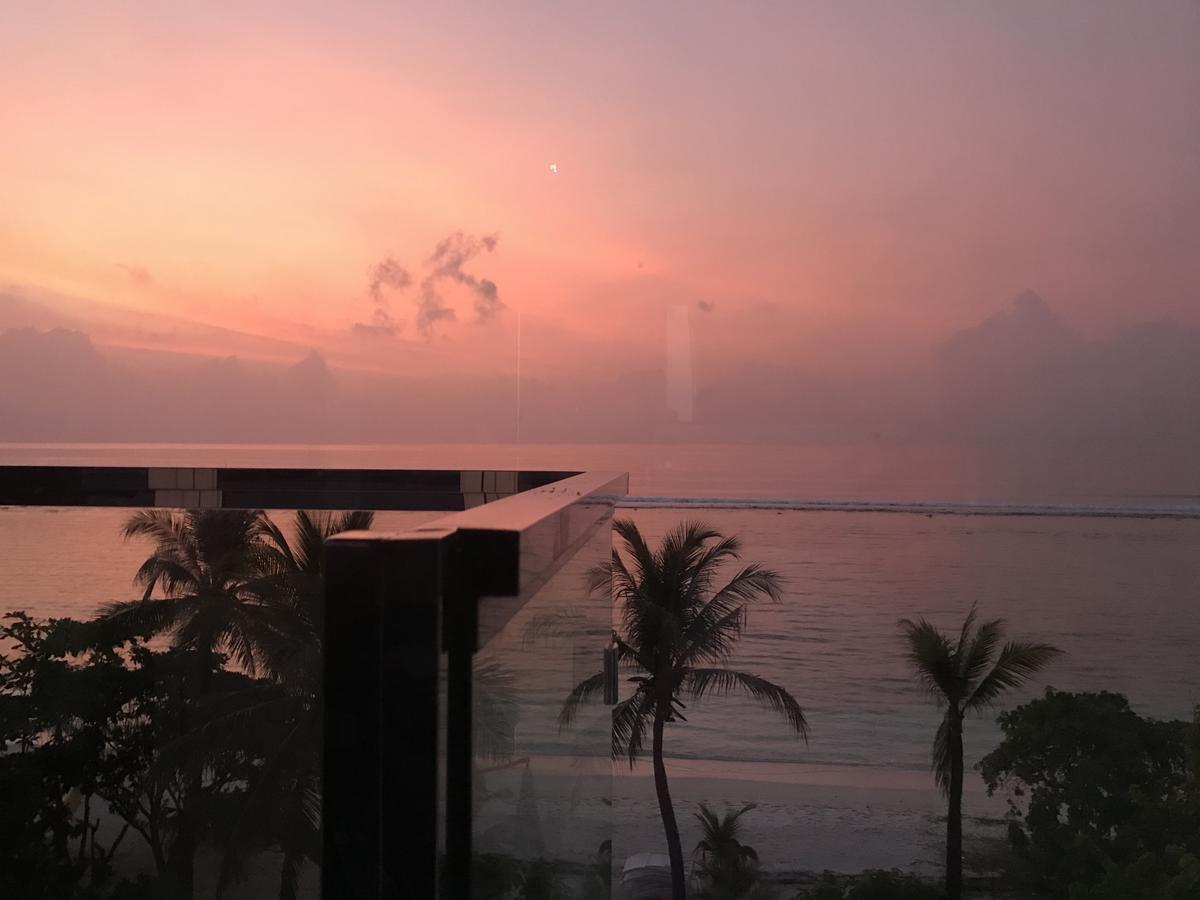 Island Beach House Hulhumale Exterior photo